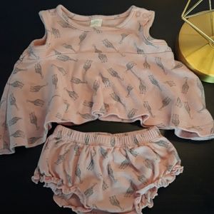 Baby Kiss Giraffe Matching Set